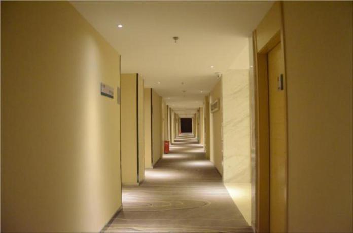 City Comfort Inn Dongguan Dalang Dajingtou Metro Station — фото 1