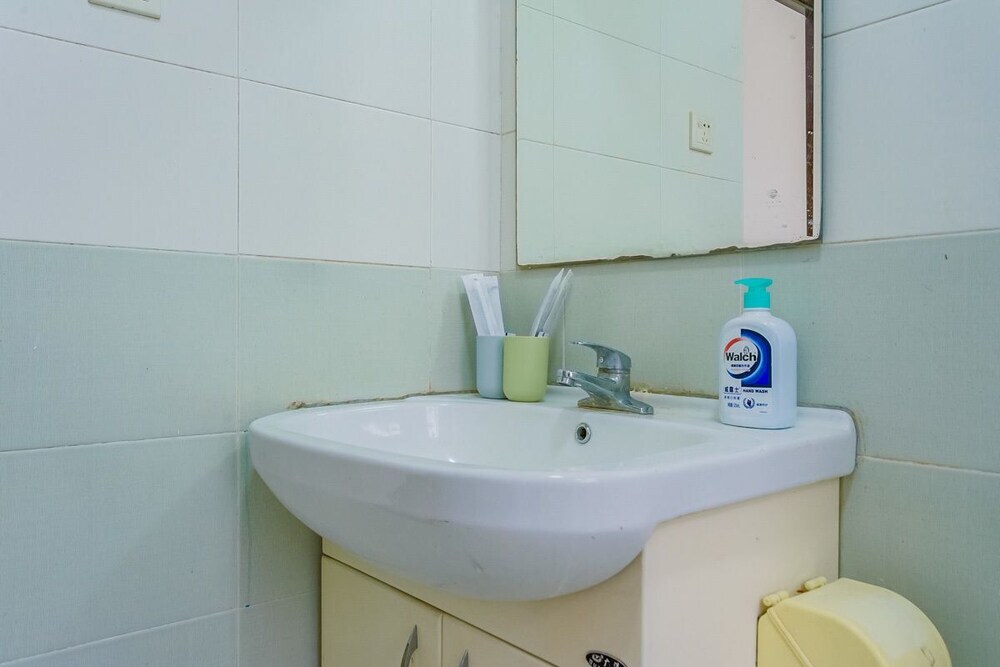 Чжухай: Locals Boutique Apartment Gongbei No.1