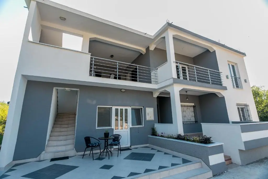Радановичи: Tramonto Apartments