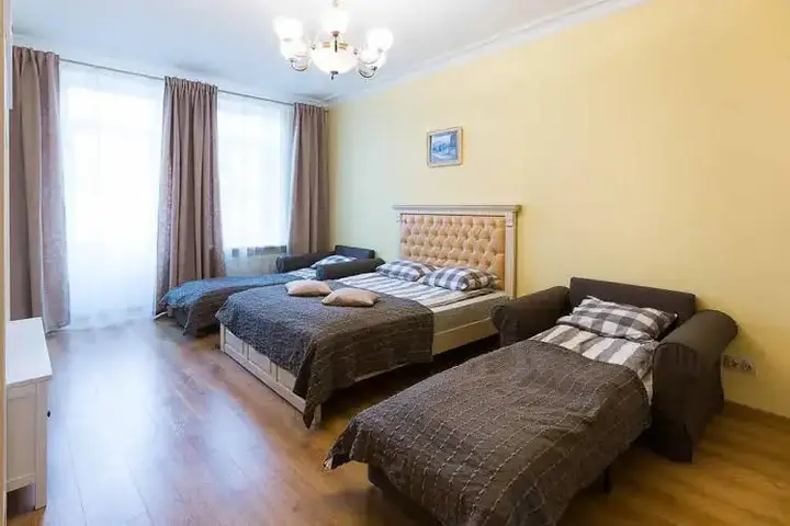 Санкт-Петербург: Kolokolnaya Apartment