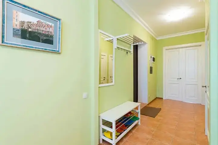 Санкт-Петербург: Kolokolnaya Apartment