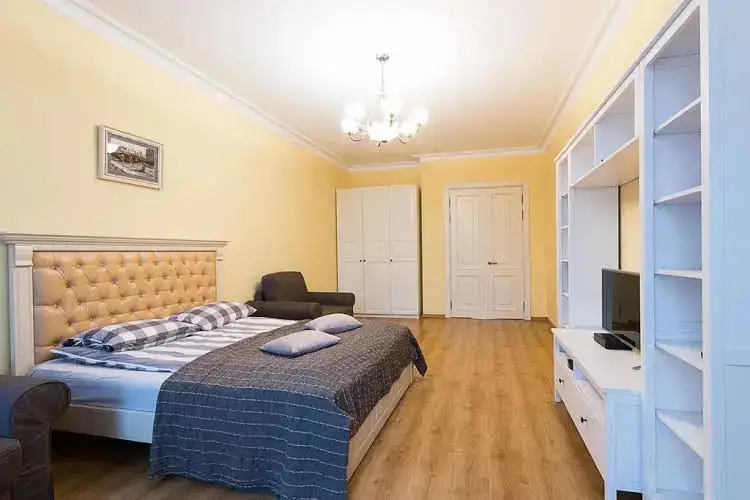 Санкт-Петербург: Kolokolnaya Apartment