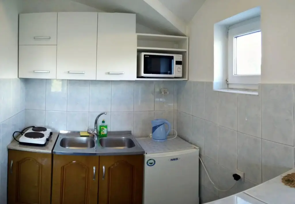 Крашичи: Standard Studio with Terrace/Balcony (2 Adults) (Adults only)