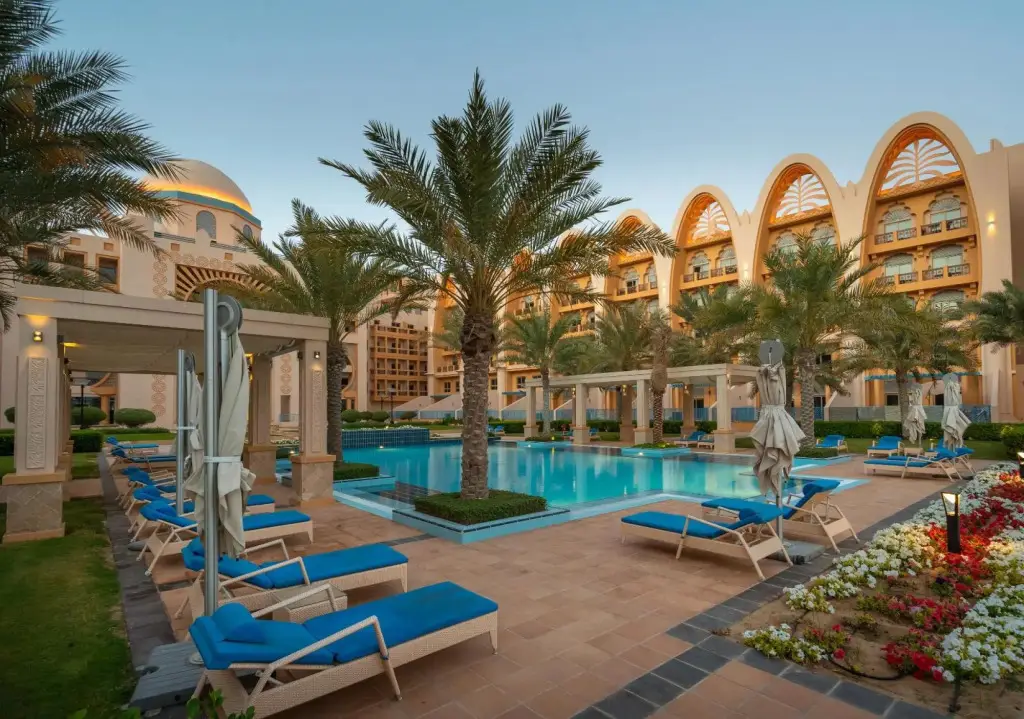 Дубай: 2bd 2.5ba Superior Apt with Pool Gym Beach Access