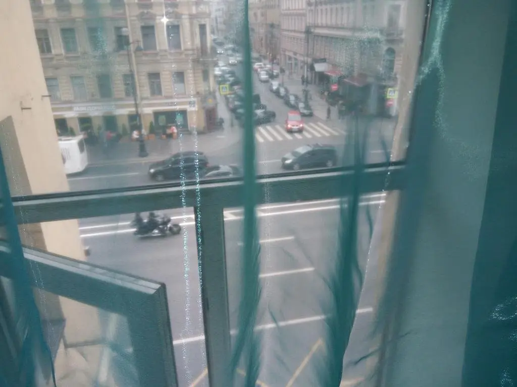 Санкт-Петербург: Komnati na Nevskom Prospekte