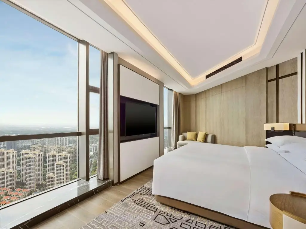 Цзясинь: Hilton Jiaxing