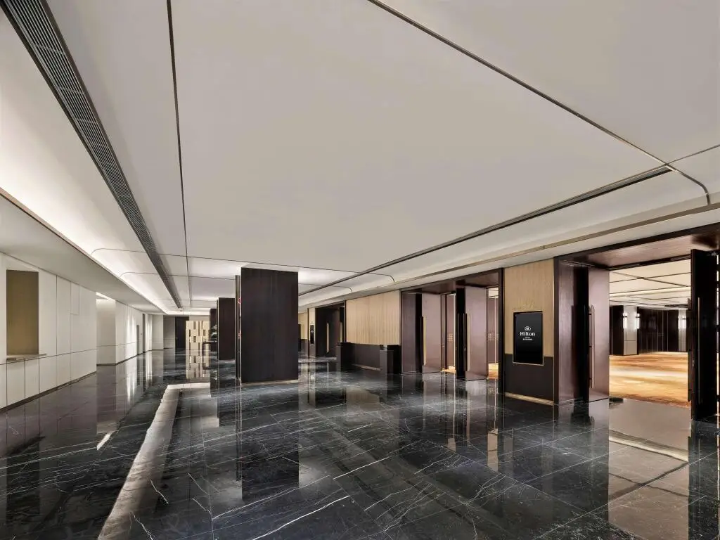 Цзясинь: Hilton Jiaxing