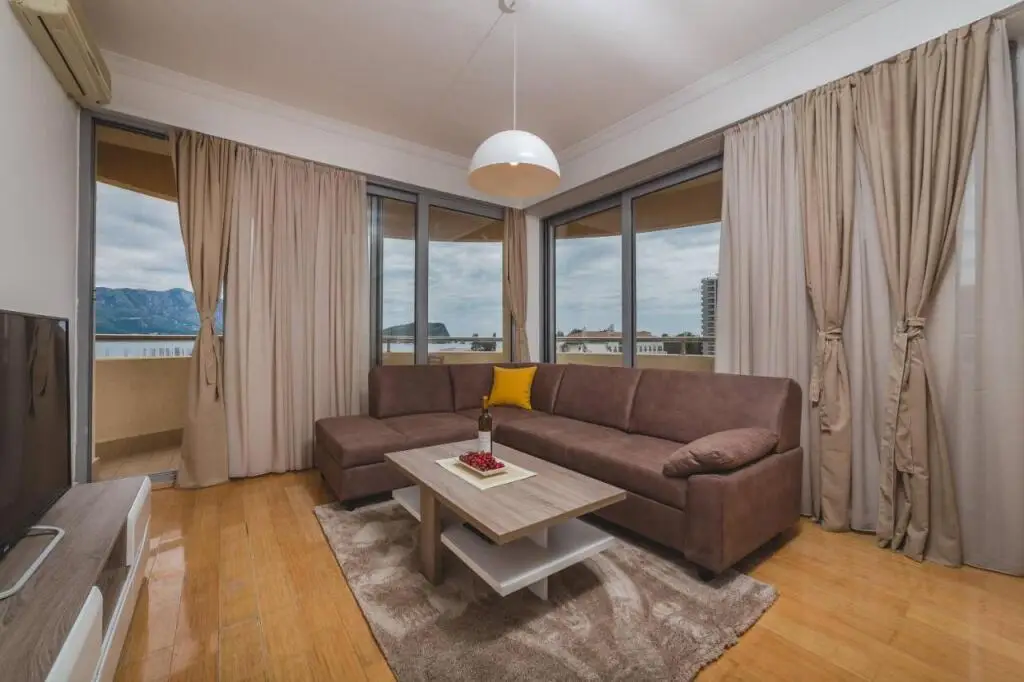 Будва: Apartments Krug