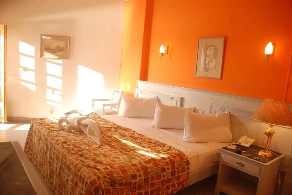 Каир: Mövenpick MS Royal Lotus