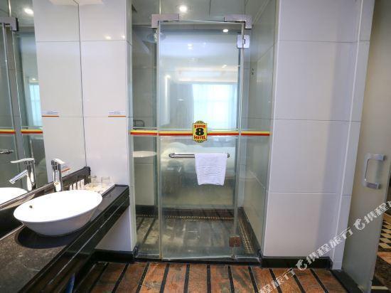 Гуанчжоу: Super 8 by Wyndham Guangzhou Panyu Qiao Yi Fa Walking Street