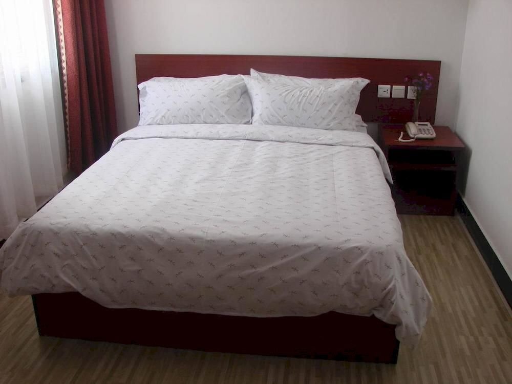 Циндао: Chenxu Business Hotel - Qingdao