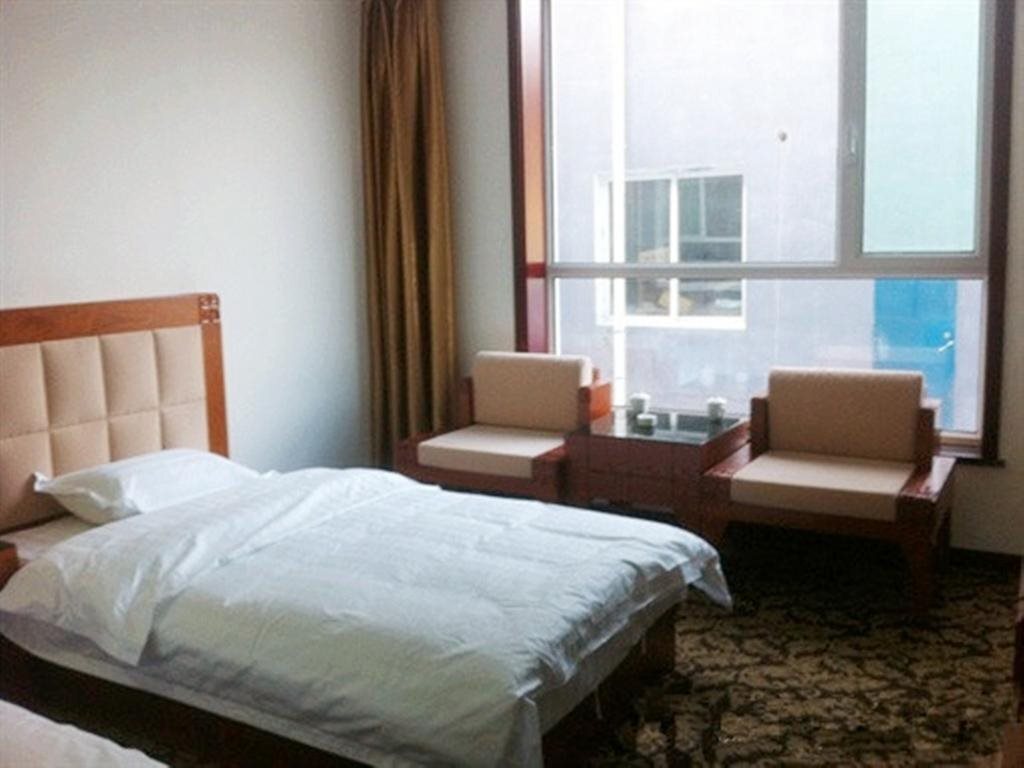 Синьчжоу: Wutaishan Shengjia Express Hotel Wuye Temple