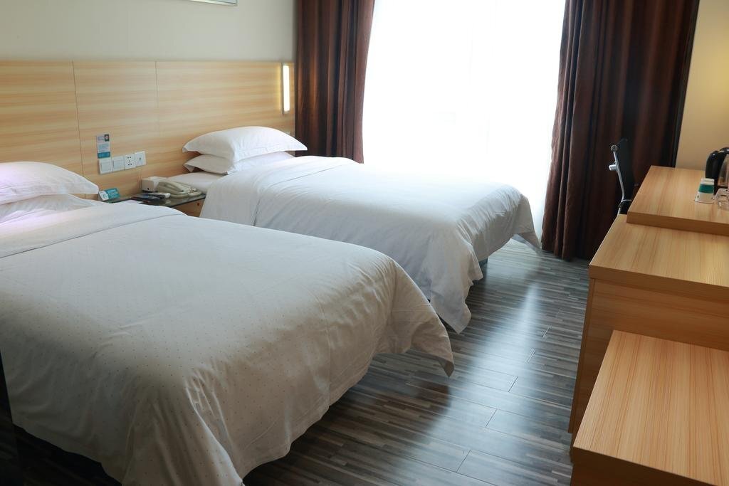 Чунцзо: City Comfort Inn Pingxiang Nanda Road Branch