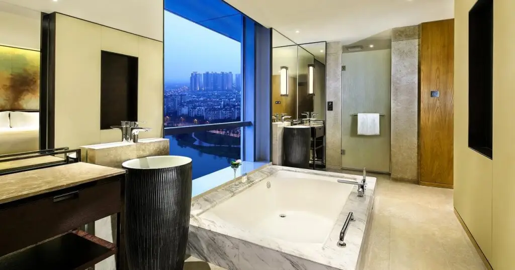 Чэнду: Crowne Plaza Chengdu Wenjiang