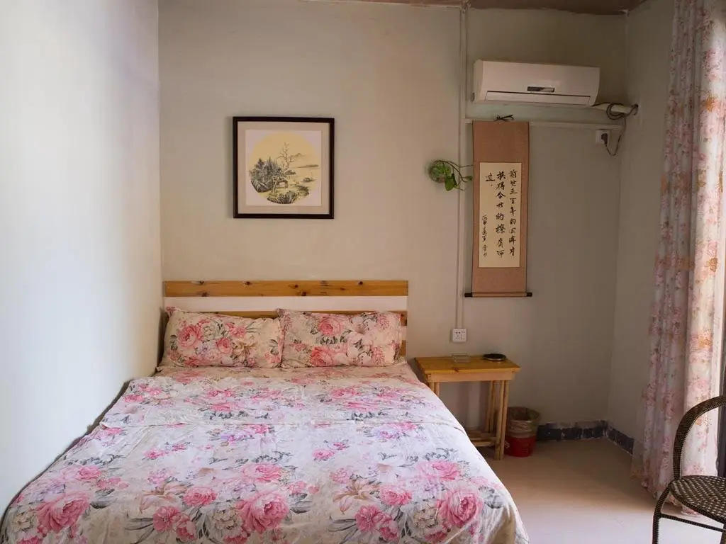 Гуйлинь: Guilin In The Water Side Country House