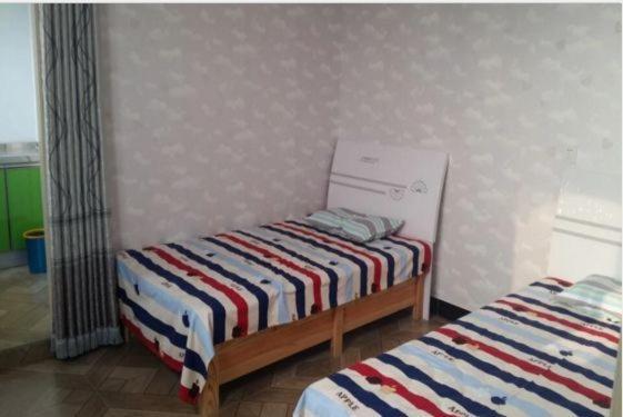Синтай: Jingfeng Hotel