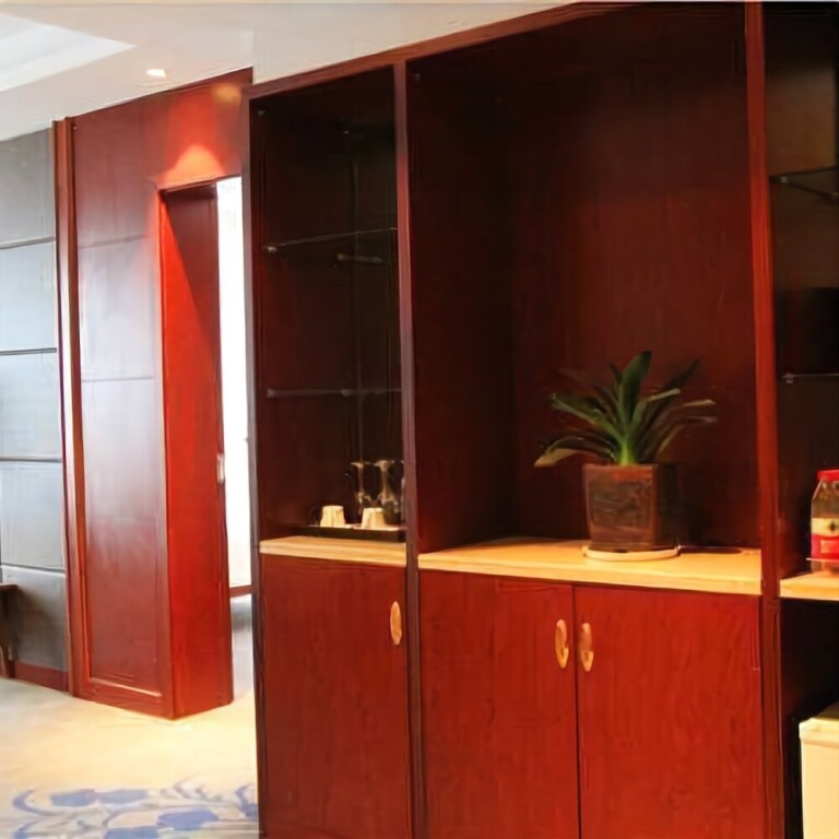 Цзюцзян: Ruichang Lixin Garden Hotel