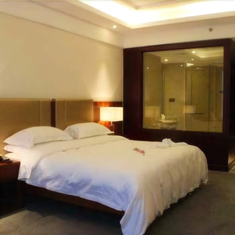 Цзюцзян: Ruichang Lixin Garden Hotel
