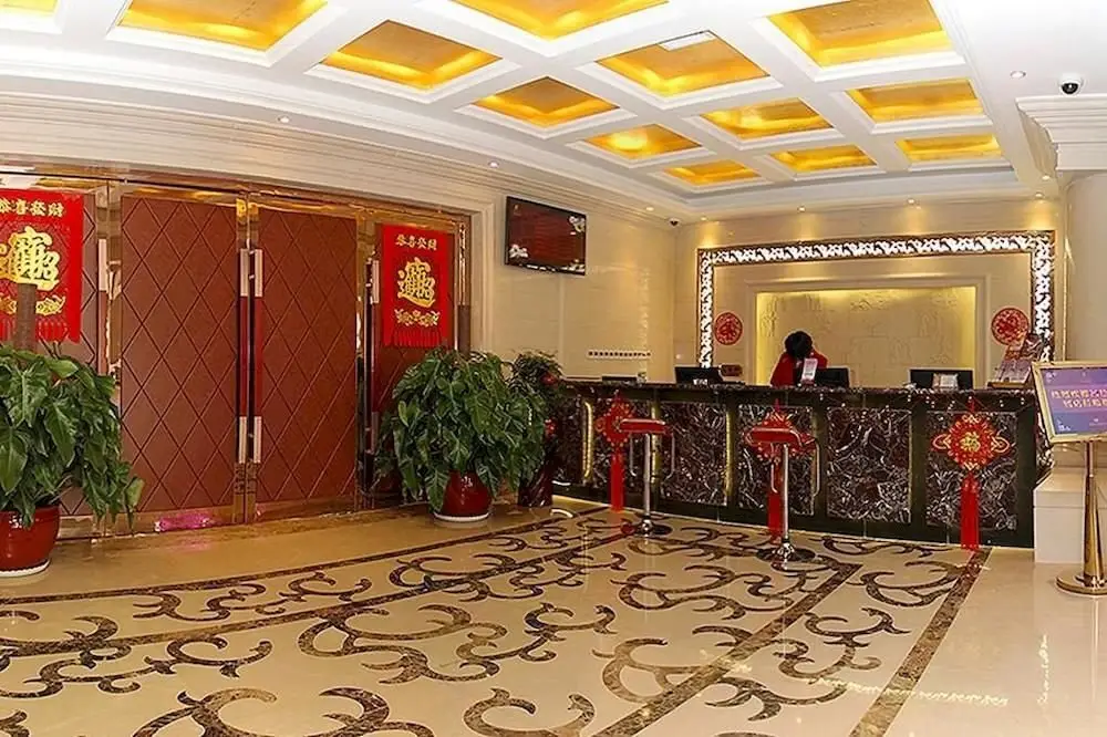 Linhai Hotel — фото 1