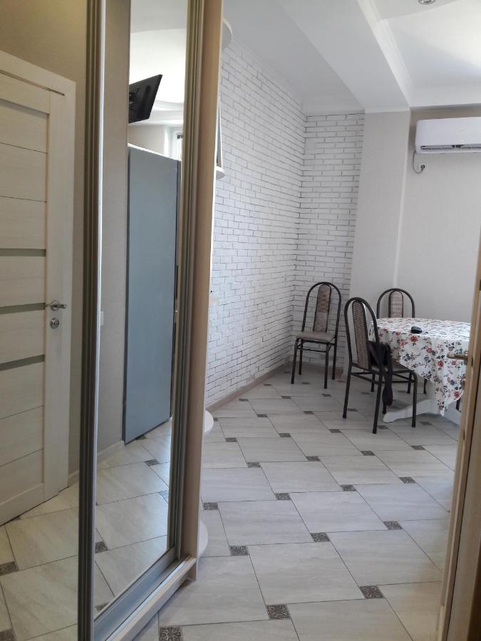 Красная Поляна: Apartment on Stanislavskogo