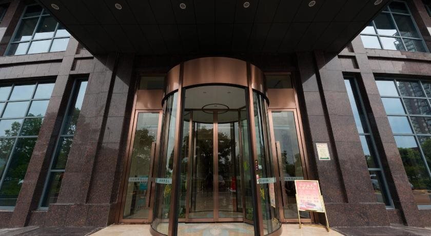Yichang Jingzhi Meiji Hotel Wanda Binjiang Branch — фото 1