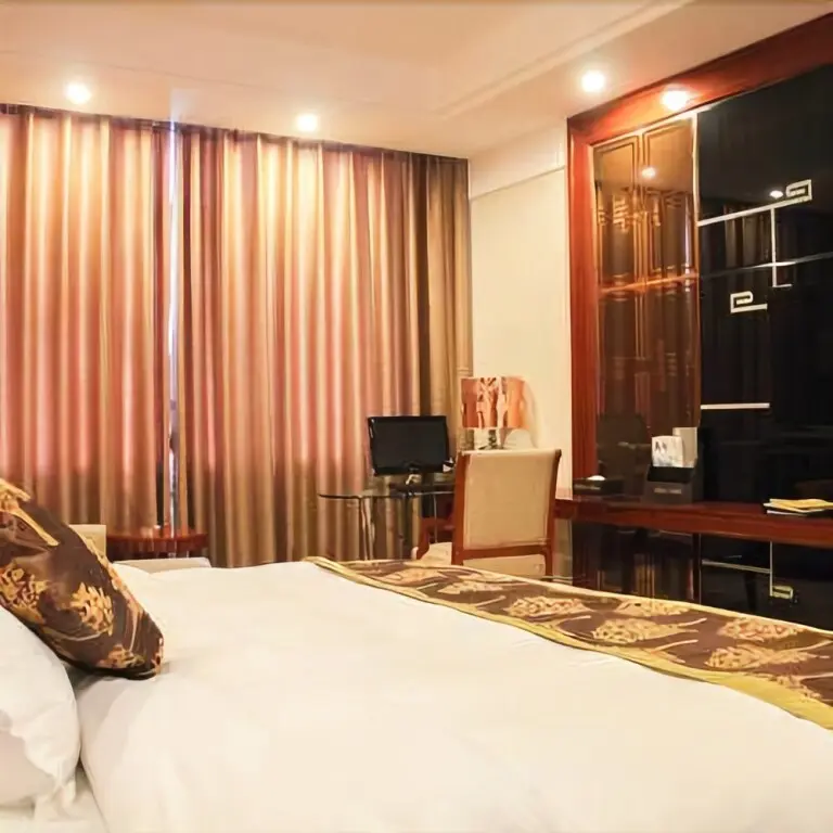 Лоуди: Jinheconifer Hotel