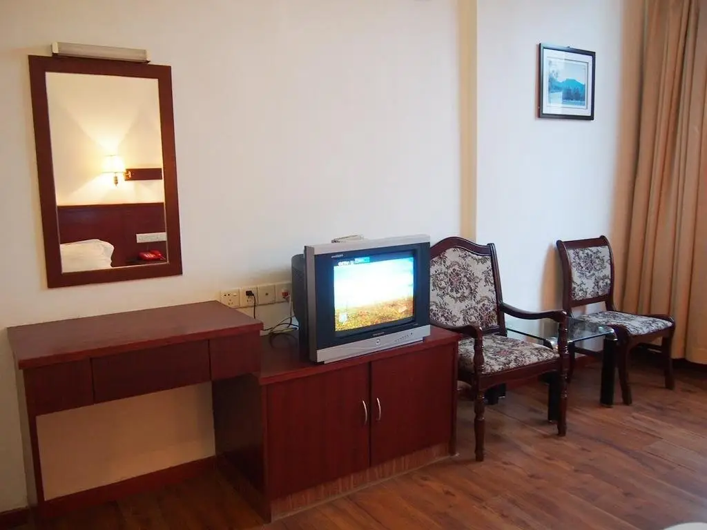 Zhongshan Nantou Nanliang Hotel — фото 1