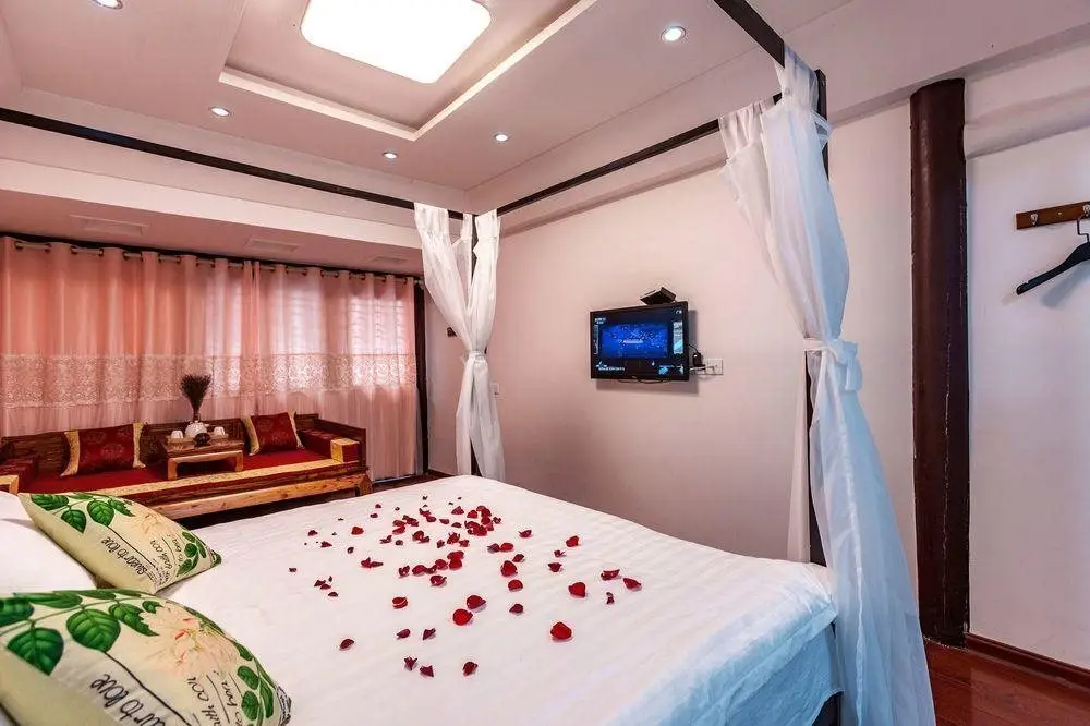 Цзясинь: Xitang Moon Courtyard Guest House