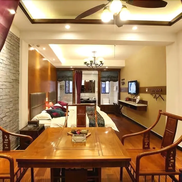 Цзясинь: Xitang Juese Chujian Courtyard Boutique Inn