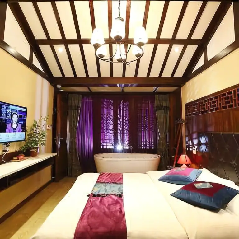 Цзясинь: Xitang Juese Chujian Courtyard Boutique Inn