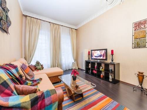 Санкт-Петербург: Peter the Great Apartments