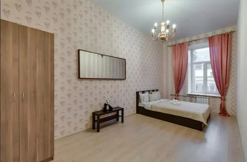 Санкт-Петербург: Neva Pearl - Nevsky 79