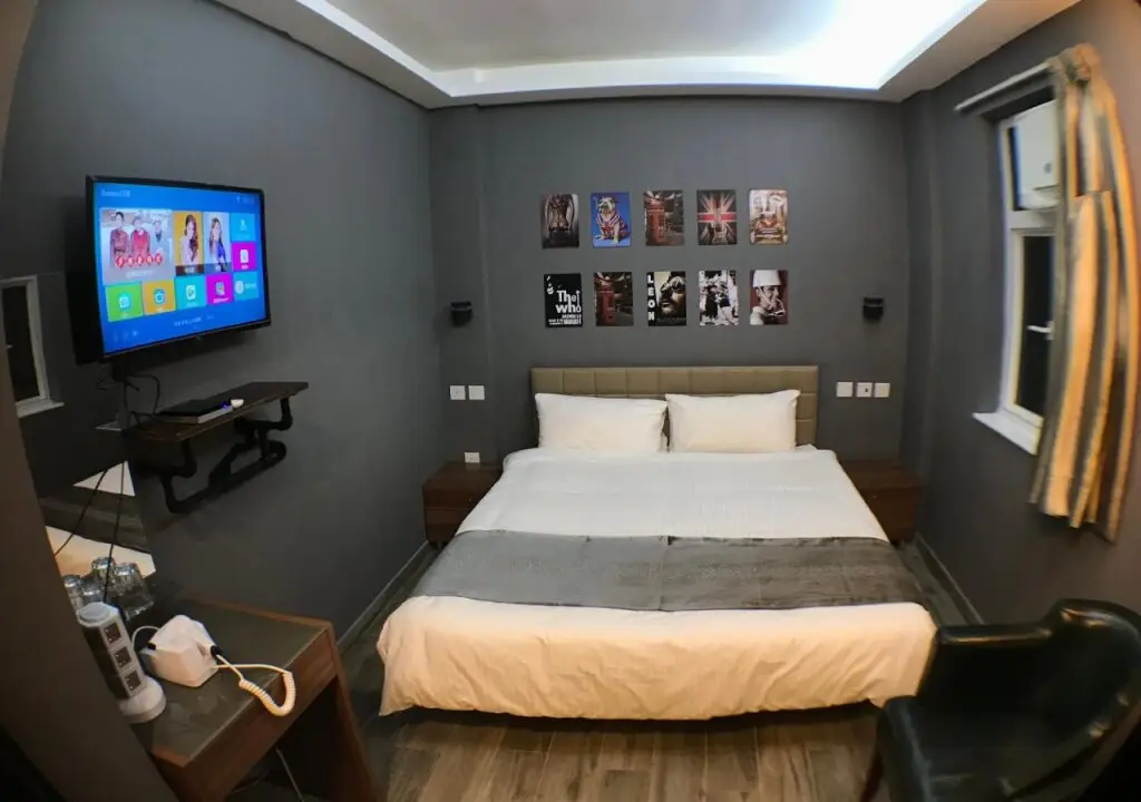 Гонконг: Phoenix Apartments