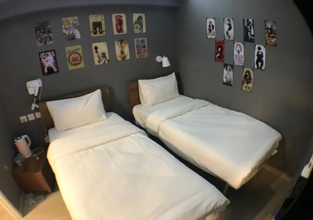 Гонконг: Phoenix Apartments
