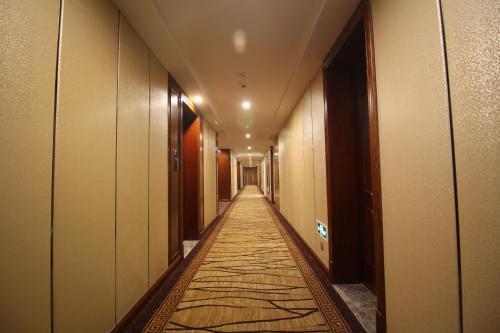 Юнчжоу: Yongzhou Xiaoxiang Binghu Hotel