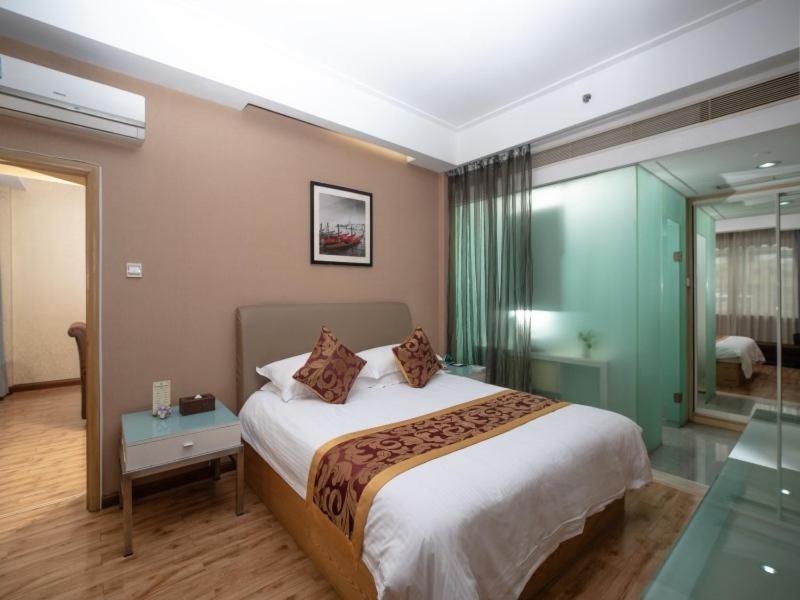 Ханчжоу: GreenTree Inn Zhejiang Hangzhou Linan Wanma Road Express Hotel