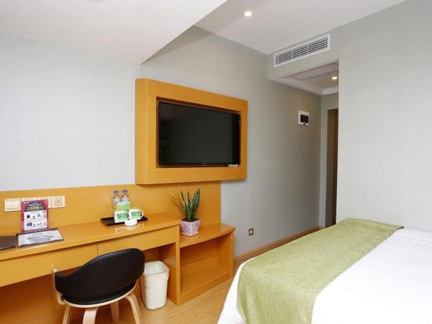 Хэфэй: Vatica Hefei Silihe Road Wenyi Bainian Street Hotel
