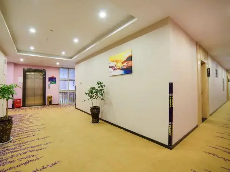 GreenTree Alliance Kunming Beijing Rd Linyu Bridge Hotel — фото 1