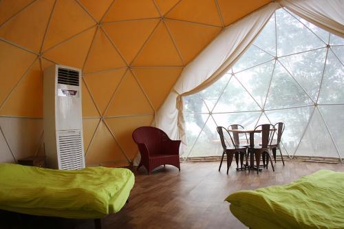 Гонконг: Saiyuen Camping Adventure Park