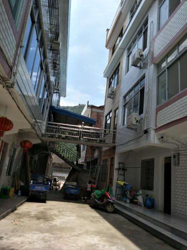 Xianju Anjing Guest House — фото 1