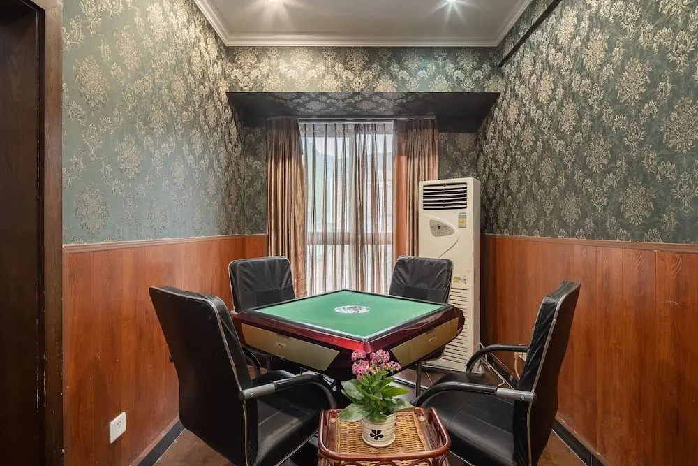 Чэнду: Huashuiwan Yingbin Hotel