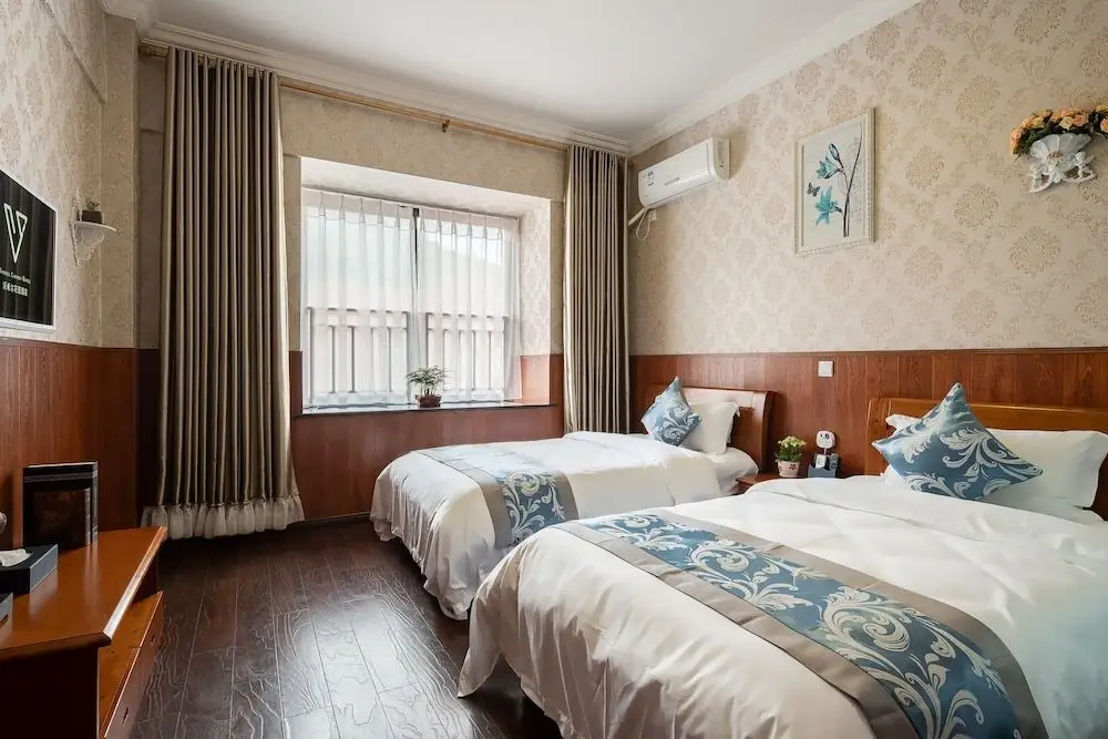 Чэнду: Huashuiwan Yingbin Hotel