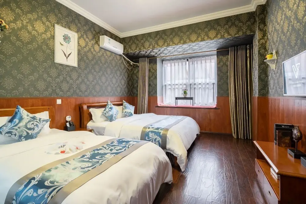 Чэнду: Huashuiwan Yingbin Hotel