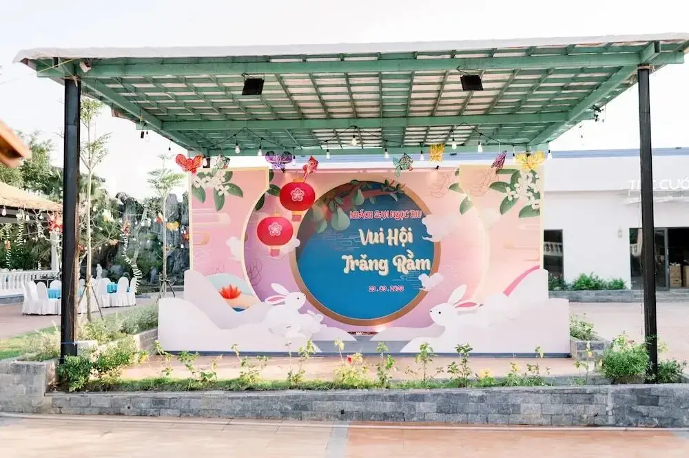 Шокчанг: Khach San Nha Hang Ngoc Thu