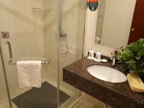 Пекин: GreenTree Inn Beijing Tongzhou District West Cuiping Road Express Hotel