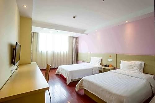 Пекин: 7Days Inn Beijing Hangtian Bridge