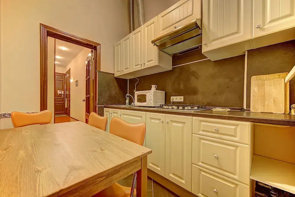 Санкт-Петербург: Peter the Great Apartments 