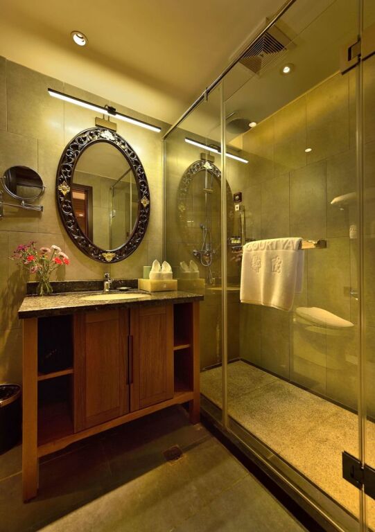 Чэнду: Chengdu Courtyard Hotel