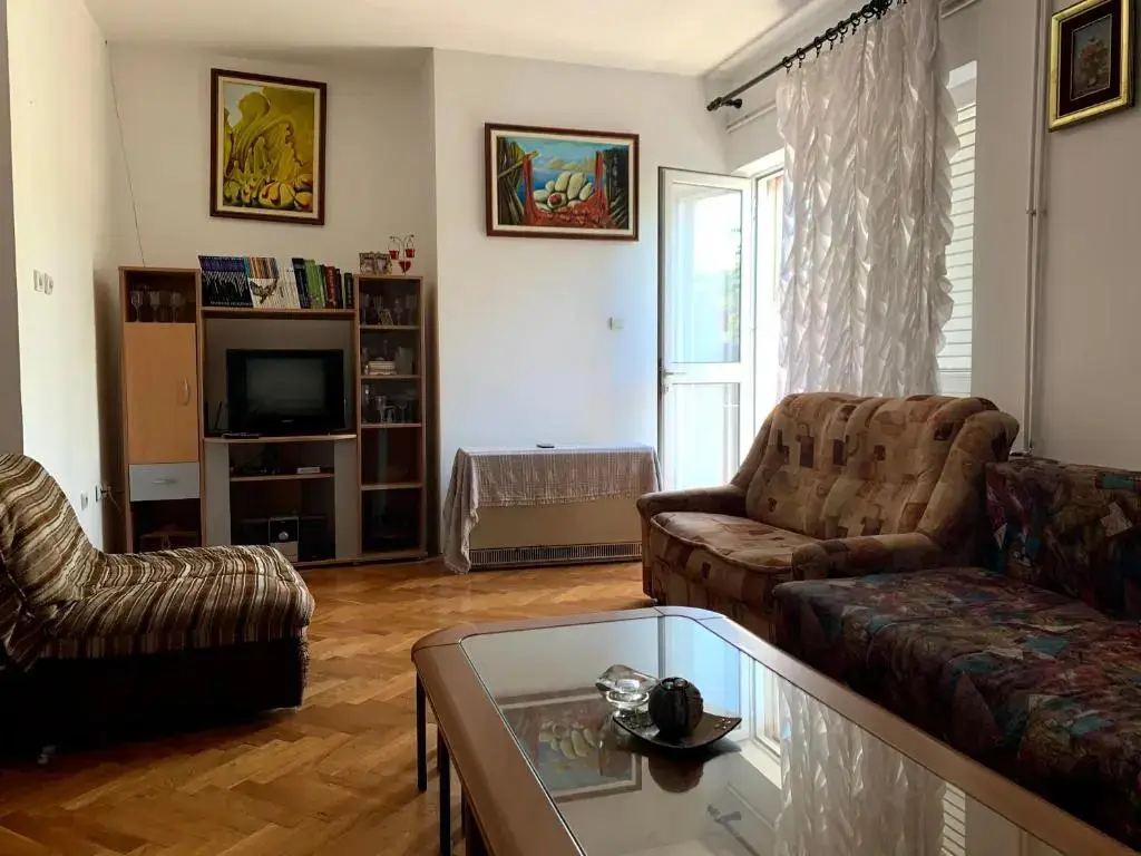 Цетине: Hostel Holiday Cetinje