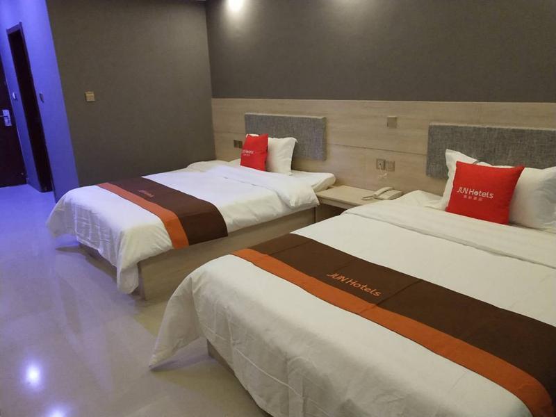 Аньян: Jun Hotel Henan Anyang Wenfeng District Wenfeng Avenue Yingbin Park